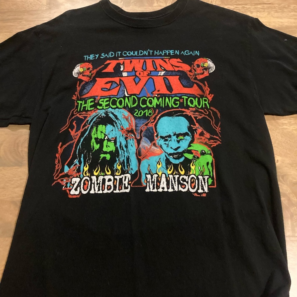 Concert t-shirt   Twins Of Evil 2018